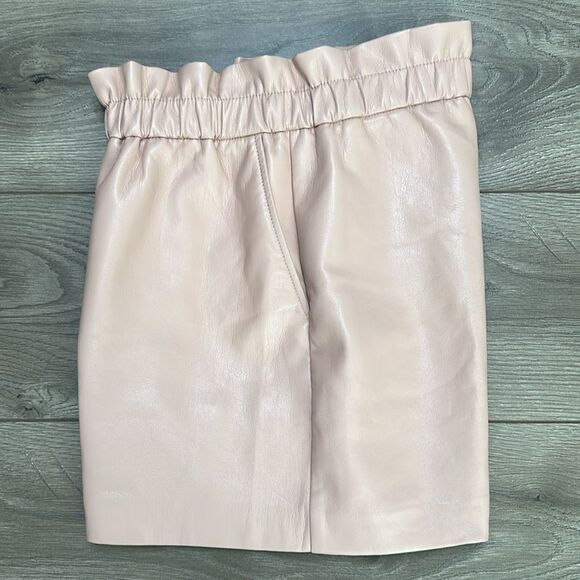 Wilfred By Aritzia Speechless High Waisted Tuscany Rose Vegan Leather Shorts 2 - Picture 4 of 10